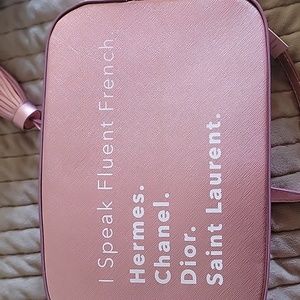 🥰BNWT LA TRADING CO Shiny Pink BAG- CROSS BODY/ ADJUSTABLE SHOULDER STRAP